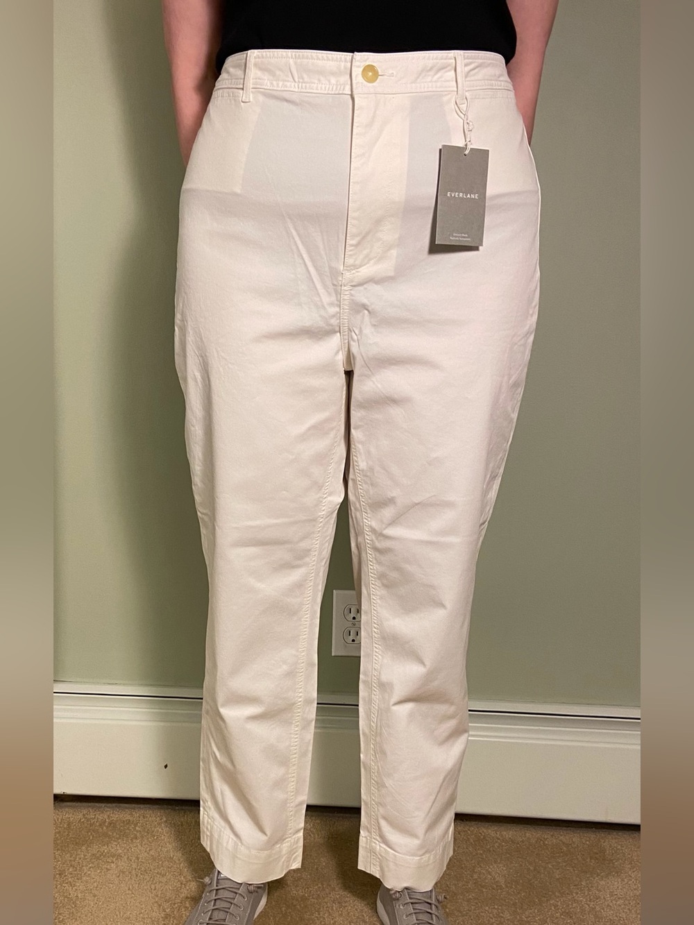 NWT Everlane Women’s lLightweight Straight Leg Crop Ivory Cotton Chino Pants